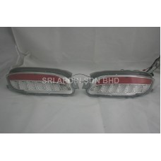 Toyota Harrier ACU30 04-06 Clear LED Bumper Lamp